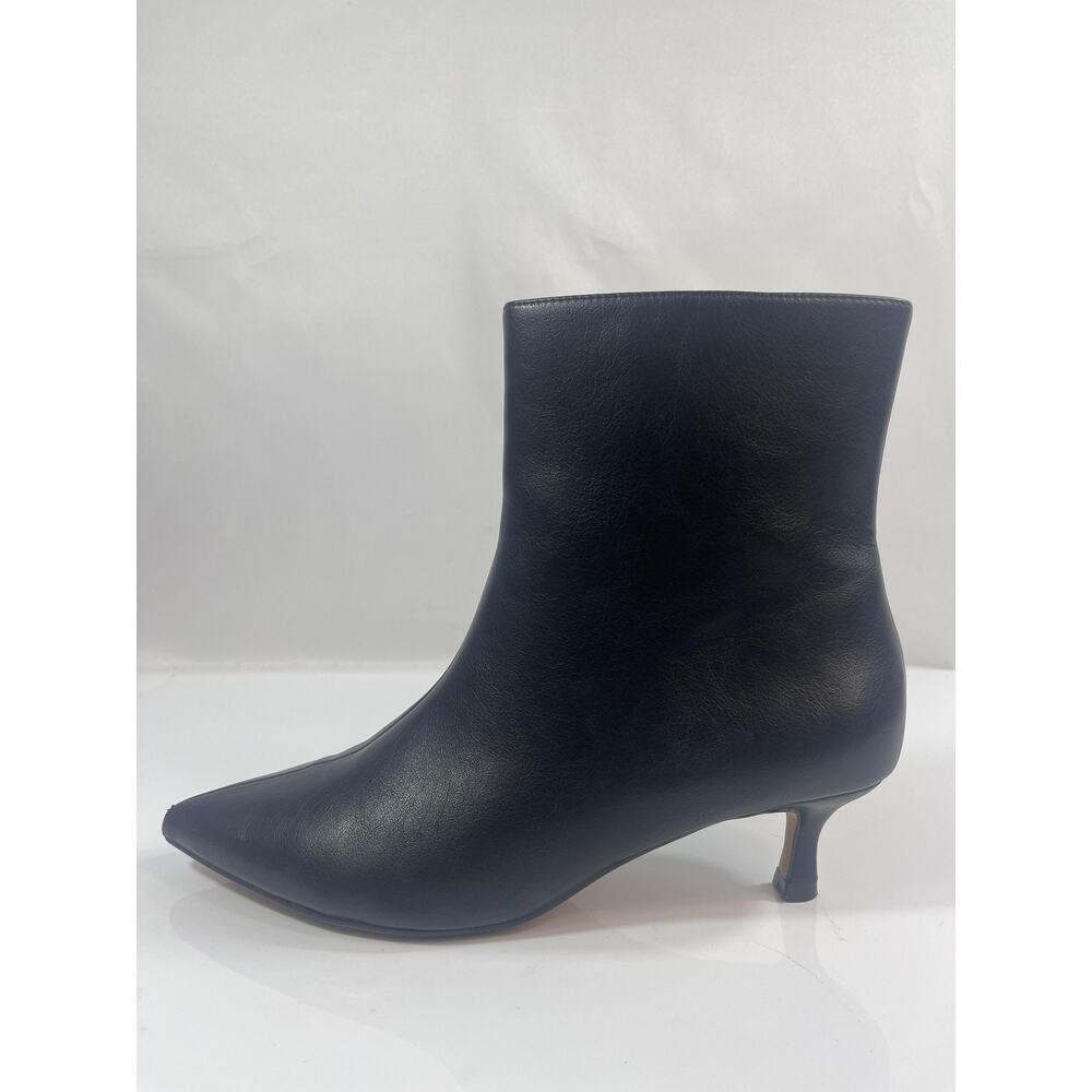 Journee Boots Womens Size 8.5 Black Arely Faux Leather Ankle Kitten Heel Booties